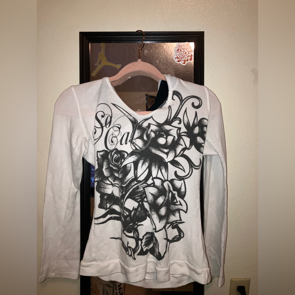 White long sleeve shirt